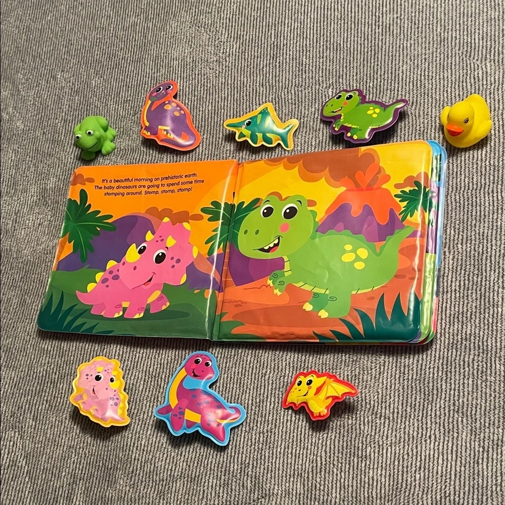 Dino Day Bath Time Book - Picture 3 of 8